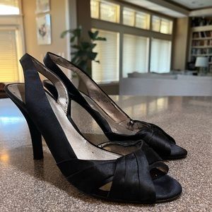 Ladies black heels